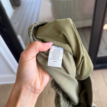 Load image into Gallery viewer, Nordstrom Cargo Pull On Drawstring Waist Jogger Pants Olive Burnt XS NWT