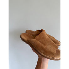 Load image into Gallery viewer, Born Mesilla Suede Leather Comfort Slide Sandals Brown 7M