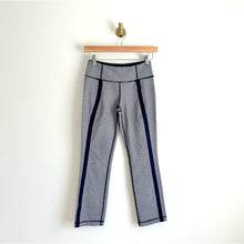 Load image into Gallery viewer, Lululemon Coast to Class Gingham Pant in Inkwell $92