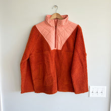 Load image into Gallery viewer, Vera Bradley Teddy Bear Fleece Colorblock Pullover Sweatshirt Orange/Pink L