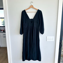 Load image into Gallery viewer, Madewell Lightspun V-Neck 3/4 Sleeve Midi Dress Black XS