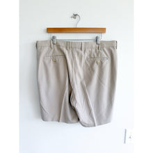 Load image into Gallery viewer, Peter Millar Salem Performance Golf Zip Front Chino Shorts Cream 38