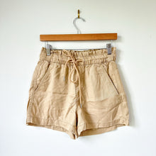 Load image into Gallery viewer, Loft Emory High Rise Drawcord Waist Paperbag Shorts Tan XS NWT