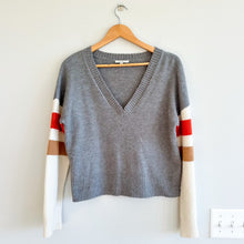 Load image into Gallery viewer, Z Supply V Neck Long Sleeve Stripe Sweater Gray XS