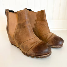 Load image into Gallery viewer, Sorel Joan of Artic Lea Wedge Ankle Chelsea Bootie