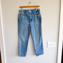 Load image into Gallery viewer, Good American Good Girlfriend Distressed Cropped Straight Jeans Blue 27