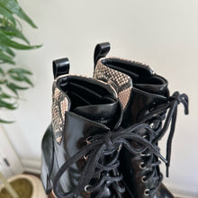 Load image into Gallery viewer, Aerosoles Elena Platform Bootie in Black Combo Leather 8.5