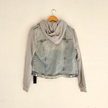 Load image into Gallery viewer, Blank NYC Hooded Fury Button Front Light Denim Jacket Blue/Gray M
