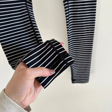 Load image into Gallery viewer, Lululemon Wunder Under High-Rise Tight *Luxtreme 28" Leggings Black/White 6