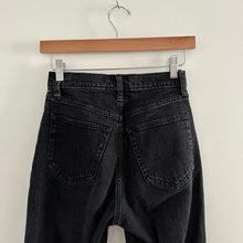 Load image into Gallery viewer, Abercrombie & Fitch The Ankle Straight Ultra High Rise Jeans Black