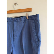 Load image into Gallery viewer, Johnnie-O Cotton Blend Welt Pockets Chino Shorts Blue 38