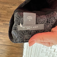 Load image into Gallery viewer, Ann Taylor Margo Silk Printed Trousers Black Silver 0