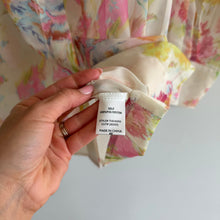 Load image into Gallery viewer, Fore Floral Semi-Sheer Long Sleeve Collared Button Up Shirt Cream Pink M