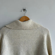 Load image into Gallery viewer, Uniqlo Souffle Yarn Ribbed Knit Button Front Cardigan Cream XS