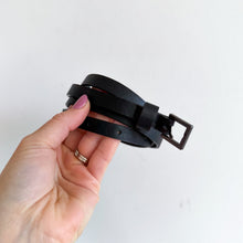 Load image into Gallery viewer, Joie Skinny Leather Adjustable Classic Square Buckle Belt Black M-L