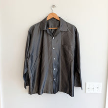 Load image into Gallery viewer, Dosa Silk Long Sleeve Collared Chest Pockets Button Up Shirt Gray