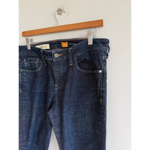 Load image into Gallery viewer, Anthropologie Pilcro Mid Rise Letterpress Stet Denim Jeans Dark Wash 30