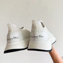 Load image into Gallery viewer, Dior Run'n'Dior Low Top Mesh Lace Up Running Sneakers White 40