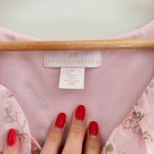 Load image into Gallery viewer, Rachel Parcell Sophia Floral Print Ruffle Long Sleeve Romper Pink M