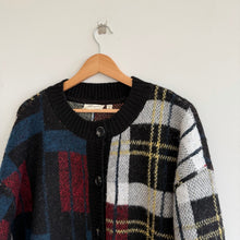 Load image into Gallery viewer, RD Style Plaid Pattern Crew Neck Knit Button Front Cardigan Black Blue M