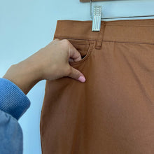 Load image into Gallery viewer, Lafayette 148 Mercer Primo Stretch-Denim Mid-Rise Skinny Jeans In Spice