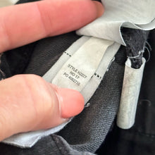 Load image into Gallery viewer, Madewell 9" High-Rise Denim Dark Wash Skinny Jeans in Lunar Wash 25