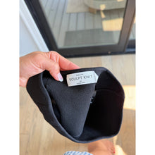 Load image into Gallery viewer, Babaton Aritzia Sculpt Knit Bustier Corset Fitted Strapless Top Black XS