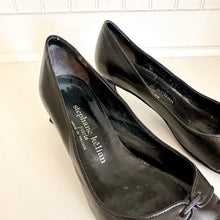 Load image into Gallery viewer, Stephane Kelian Leather Heel Pumps Black 9