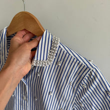 Load image into Gallery viewer, J. Crew Pearl Embellished Short Sleeve Striped Cropped Blouse Blue White 0