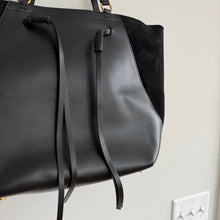 Load image into Gallery viewer, R.M Williams Signature Leather Suede Double Strap Tote Bag Black