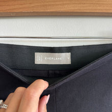 Load image into Gallery viewer, Everlane The Side Zip Stretch Cotton Crop Work Pant Black 8