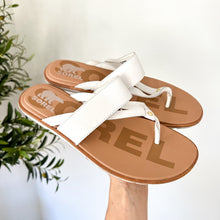Load image into Gallery viewer, Sorel Ella II Easy Leather T-Strap Flip Flop Sandals White 9.5