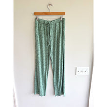 Load image into Gallery viewer, Hanna Andersson Bunny Print Long Sleeve HannaSoft Pajama Set Green XXS
