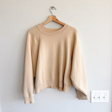 Load image into Gallery viewer, Modern Citizen Knit Crew Neck Long Sleeve Pullover Sweater Cream L