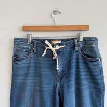 Load image into Gallery viewer, Kut from The Kloth Holly W Drawstring High Rise Wide Leg Jeans Blue 10