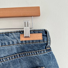 Load image into Gallery viewer, BP. Distressed Denim Mid Rise Dark Wash Cut-Off Shorts Blue 31