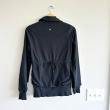 Load image into Gallery viewer, Lululemon Reversible Cinch Mesh Full Zip Pullover Long Sleeve Jacket Black 4