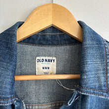 Load image into Gallery viewer, Old Navy Dark Wash Denim Button Front Trucker Jacket Blue M