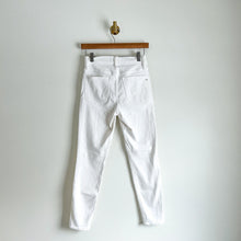 Load image into Gallery viewer, Madewell 9" High-Rise Skinny Jeans in Pure White 26