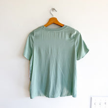 Load image into Gallery viewer, Nordstrom Satin Crew Neck Short Sleeve Pocket T-Shirt Green Fondant XXS NWT