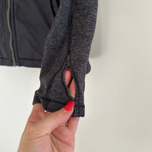 Load image into Gallery viewer, Lululemon Rebel Runner Jacket in Black / Wee Stripe Black Heathered Black 4