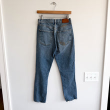 Load image into Gallery viewer, Citizens Of Humanity Jolene High Rise Button-Fly Cropped Straight Jeans Blue 26