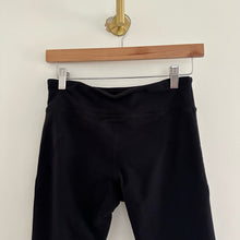 Load image into Gallery viewer, Tory Sport Cropped Activewear Leggings Black M