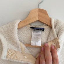 Load image into Gallery viewer, Patagonia Raw Linen Pocket Snap T-Fleece Pullover Sweater Cream S