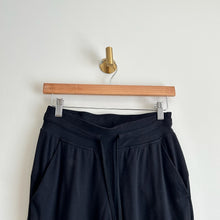 Load image into Gallery viewer, Lululemon Ready To Rulu Pant Black 4 $108