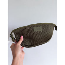 Load image into Gallery viewer, Dagne Dover Zipper Closure Mesh Travel Cosmetic Pouch Green NEW