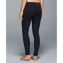 Load image into Gallery viewer, Lululemon Wunder Under Pant Special Edition Geometric Black/TSIB 6 NWT