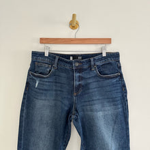 Load image into Gallery viewer, Kut From The Kloth Mid Rise Cropped Jeans Blue 12