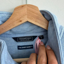Load image into Gallery viewer, Vineyard Vines Dreamcloth Relaxed Shep 1/4 Zip Sweatshirt Blue S NWT