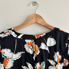 Load image into Gallery viewer, ST. JOHN Silk Floral Mod Print Neck Tie Short Sleeve Midi Dress Black 10 NWT